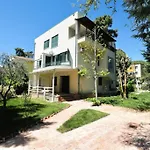 The Pine Grove Holiday home Golem (Tirana)