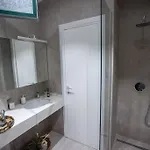 Holiday home The Pine Grove Golem (Tirana)