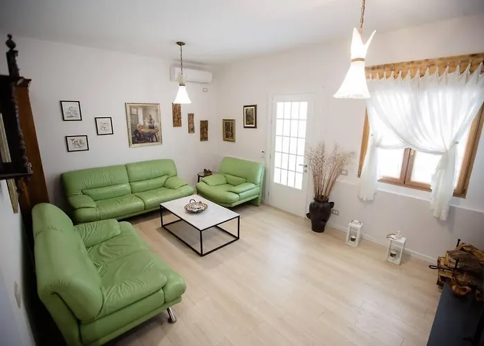 The Pine Grove 度假居 格勒姆